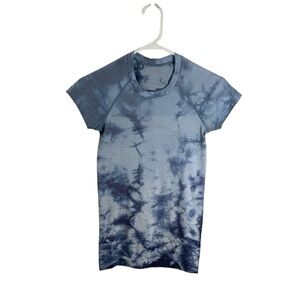 Lululemon Short Sleeve Blue Tie-Dye T-Shirt